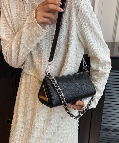 GLAMOROUS JANE(グラマラスジェーン)の「チエーンショルダートライアングルシリンダーバッグ(ショルダーバッグ・レディース・ホワイト/アイボリー・FREE)」の11枚目の写真