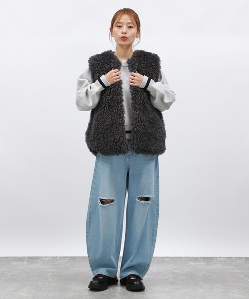 LAKOLE（ラコレ）の「カットオフカーブデニムパンツ / 134483（デニムパンツ・レディース・ブラック/ライトブルー・SMALL/LARGE/MEDIUM）」の18枚目の写真