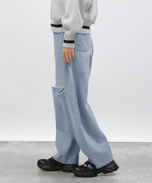 LAKOLE（ラコレ）の「カットオフカーブデニムパンツ / 134483（デニムパンツ・レディース・ブラック/ライトブルー・SMALL/LARGE/MEDIUM）」の14枚目の写真