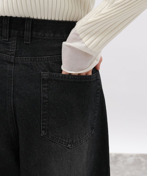 LAKOLE（ラコレ）の「カットオフカーブデニムパンツ / 134483（デニムパンツ・レディース・ブラック/ライトブルー・SMALL/LARGE/MEDIUM）」の5枚目の写真