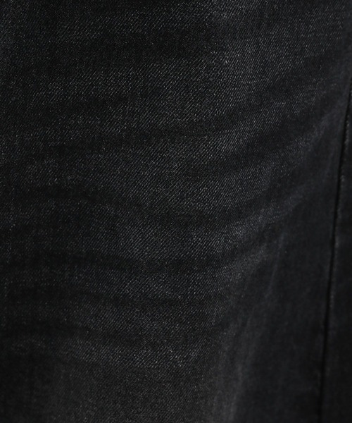 LAKOLE（ラコレ）の「カットオフカーブデニムパンツ / 134483（デニムパンツ・レディース・ブラック/ライトブルー・SMALL/LARGE/MEDIUM）」の4枚目の写真