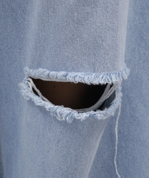 LAKOLE（ラコレ）の「カットオフカーブデニムパンツ / 134483（デニムパンツ・レディース・ブラック/ライトブルー・SMALL/LARGE/MEDIUM）」の3枚目の写真