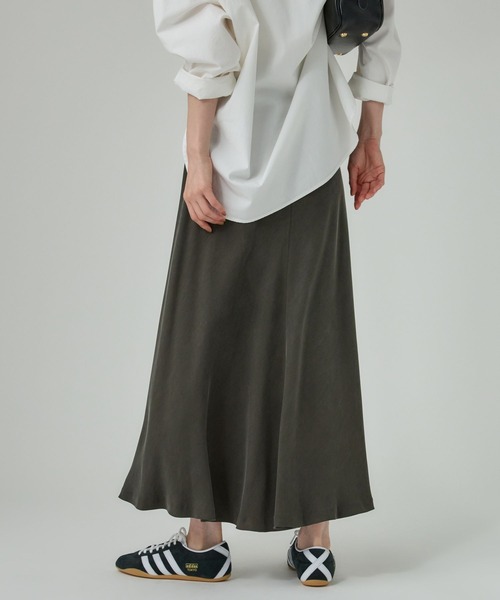 BABYLONE（バビロン）の「キュプラバイヤススカート（スカート・レディース・ブラック/ボルドー/チャコール/アイボリー/ブラウン・36inch/38inch）」の11枚目の写真