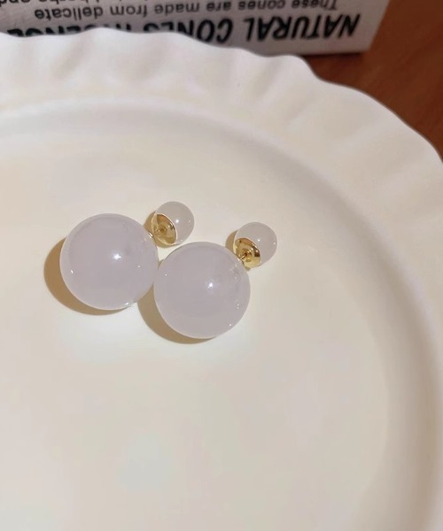 tone（トーン）の「【emaan】バックキャッチ カラー 玉 ピアス（ピアス（両耳用）・レディース・ブルー/ホワイト/ピンク/グリーン・FREE）」の8枚目の写真