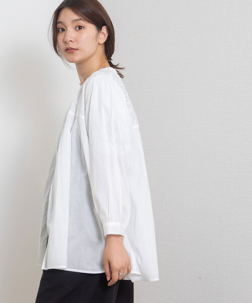 POU DOU DOU（プードゥドゥ）の「＜made in INDIA＞エンブロ使いスモッキングブラウス（シャツ/ブラウス・レディース・モカ/ブラック/オフホワイト・M）」の19枚目の写真