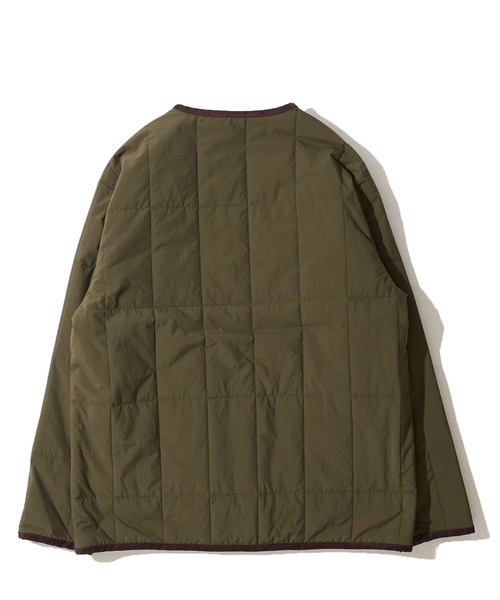 UNIVERSAL OVERALL（ユニバーサルオーバーオール）の「【UNIVERSAL OVERALL】別注 QUILT COVERALL / キルティング中綿ジャケット（ブルゾン・レディース・ブラック/グレー/グリーン/カーキ・SMALL/MEDIUM/LARGE/X-LARGE）」の18枚目の写真