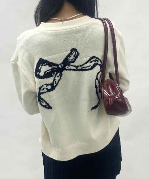 mebole(メボレ)の「ribbonセーターカーディガン(Tシャツ/カットソー・レディース・アイボリー/ブラック/レッド・FREE)」の21枚目の写真