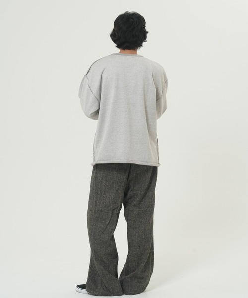 ROUGH TRADE(ラフトレード)の「ダブルフェイスクルーニット(M1)(ニット/セーター・メンズ・アイボリー/グレー/ブラック・X-LARGE/LARGE/MEDIUM)」の7枚目の写真