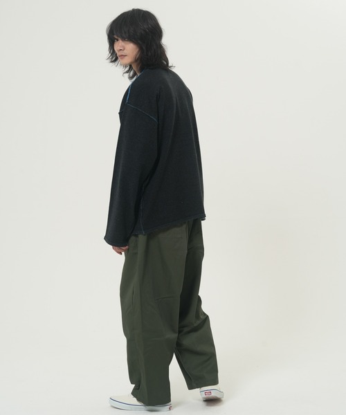 ROUGH TRADE(ラフトレード)の「ダブルフェイスクルーニット(M1)(ニット/セーター・メンズ・アイボリー/グレー/ブラック・X-LARGE/LARGE/MEDIUM)」の14枚目の写真
