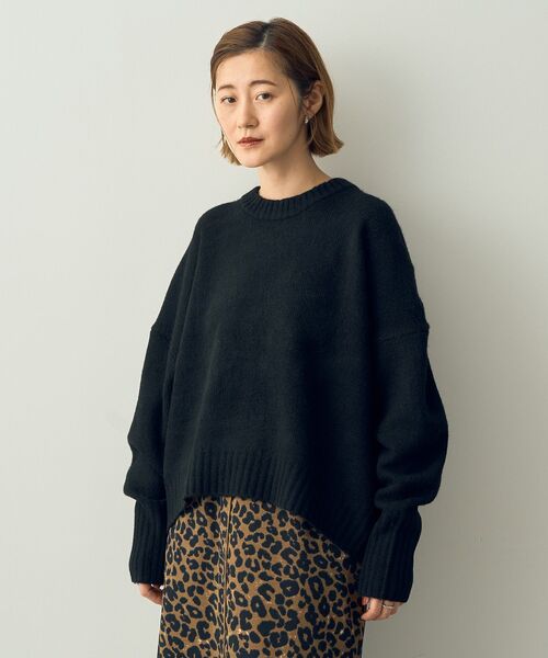 YECCA VECCA（イェッカヴェッカ）の「クルーネックソフトニット（ニット/セーター・レディース・ブラック/杢グレー/パープル/グリーン・FREE）」の2枚目の写真