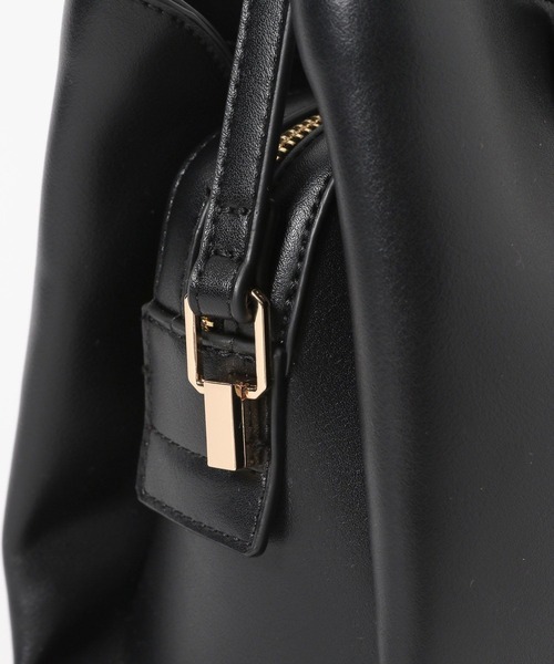 Andemiu（アンデミュウ）の「メタルフラップバック242076（ハンドバッグ・レディース・ブラック/ベージュ/アイボリー/ブラウン系その他・FREE）」の10枚目の写真