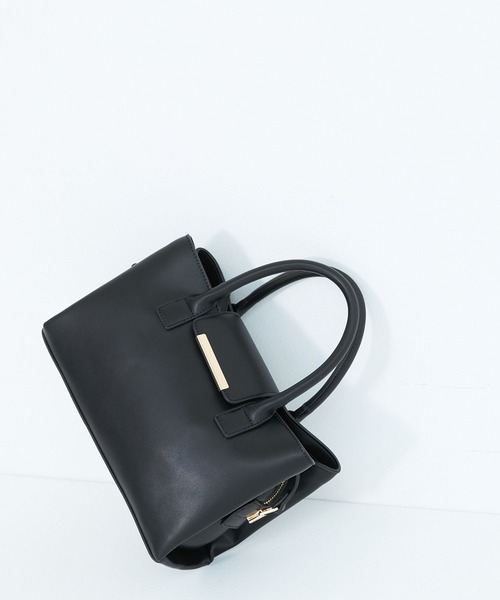 Andemiu（アンデミュウ）の「メタルフラップバック242076（ハンドバッグ・レディース・ブラック/ベージュ/アイボリー/ブラウン系その他・FREE）」の7枚目の写真