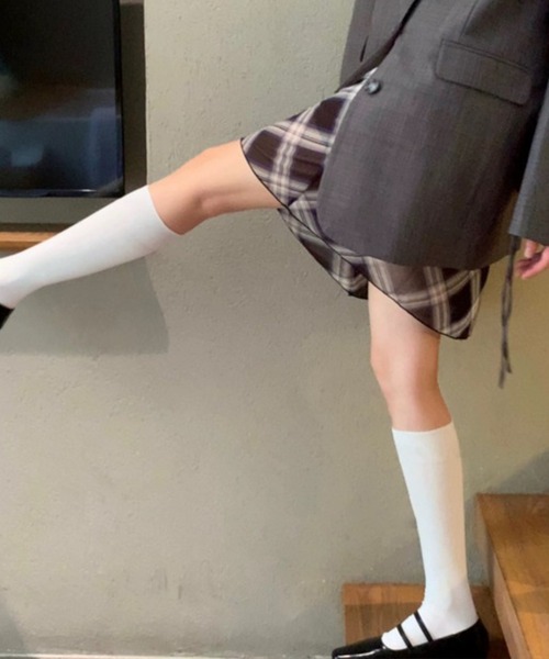 IRADOWL（アイラドール）の「無地ロングソックス（ソックス/靴下・レディース・ベージュ/ライトグレー/レッド/ホワイト/ダークグレー/ブラック・FREE）」の10枚目の写真