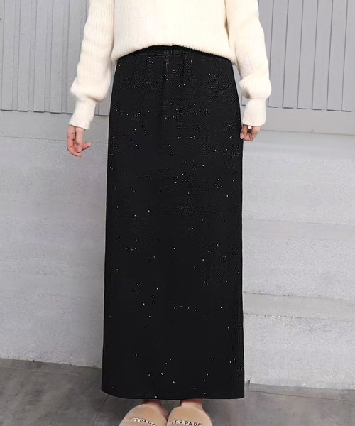 LOWO(ロワ)の「ラメニットロングナロースカート(スカート・レディース・オフホワイト/ブラウン/グレー/ベージュ/ブラック・FREE)」の13枚目の写真