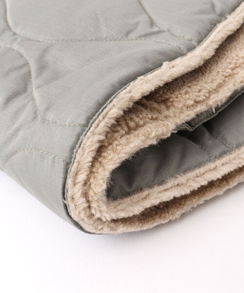TAION（タイオン）の「【TAION/タイオン】MILITARY R/S DOWN SCARF 17（マフラー・メンズ・ミント/ベージュ/ブラック/チャコールグレー・FREE）」の6枚目の写真
