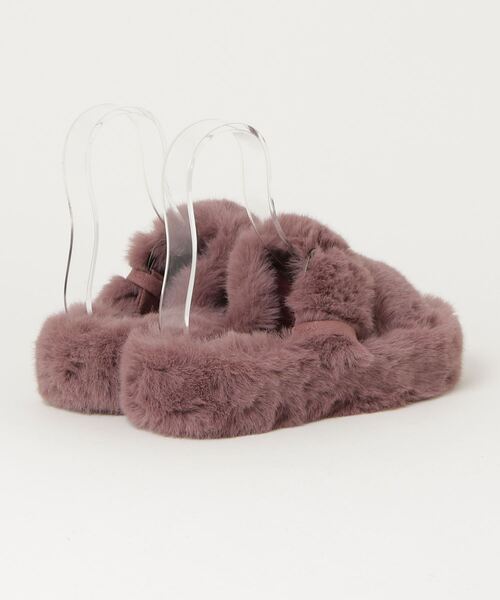 AAA+（サンエープラス）の「軽量厚底 ダブルベルトファーサンダル（サンダル・レディース・ダークブラウン/ベージュ/ブラック/アイボリー・40/38/36）」の5枚目の写真