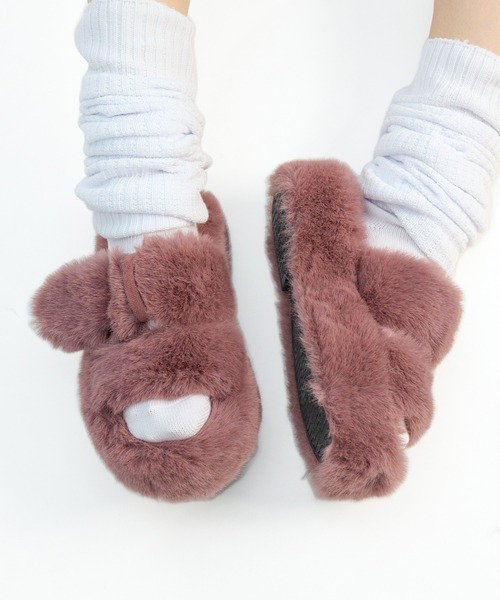 AAA+（サンエープラス）の「軽量厚底 ダブルベルトファーサンダル（サンダル・レディース・ダークブラウン/ベージュ/ブラック/アイボリー・40/38/36）」の3枚目の写真