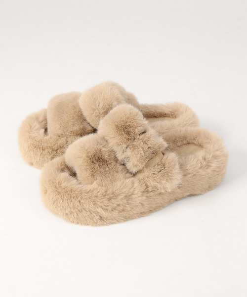 AAA+（サンエープラス）の「軽量厚底 ダブルベルトファーサンダル（サンダル・レディース・ダークブラウン/ベージュ/ブラック/アイボリー・40/38/36）」の19枚目の写真