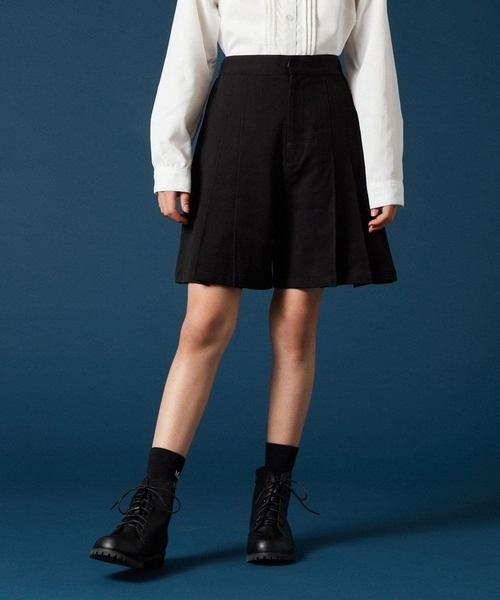 a.v.v（アーヴェヴェ）の「[140-160]【卒服】タックキュロット（その他パンツ・キッズ・ブラック・140/150/160）」の2枚目の写真