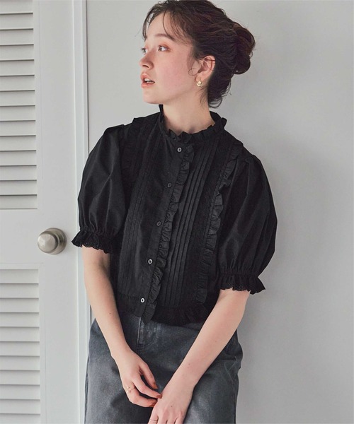 theory フリルデザインブラウス　黒 theory フリルデザインブラウス 黒