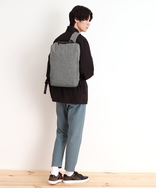 THE SHOP TK (ザ ショップ ティーケー )の「◆【薄型/満員電車対応】10ポケット軽量バックパック ON・OFF兼用/PCポケット付き(バックパック/リュック・メンズ・ネイビー/ダークグレー/ブラック・00)」の11枚目の写真