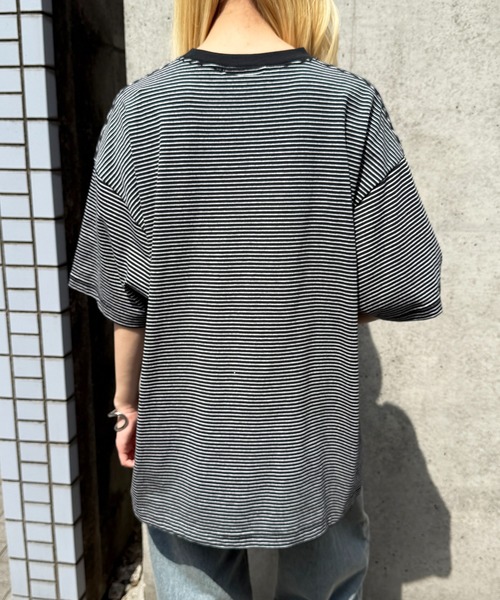 KELTY（ケルティ）の「別注【KELTY】オーバーサイズ マルチボーダーTEE / アメカジ レトロ配色 ビッグTシャツ アウトドア / ユニセックス（Tシャツ/カットソー・レディース・ホワイト/ブラック/グレー/ブルー/ホワイト系1/アイボリー・M/S/XS/L）」の17枚目の写真