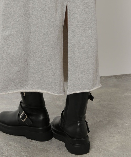 LAKOLE（ラコレ）の「裏毛刺繍ナロースカート / 310589（スカート・レディース・オフホワイト/グレー/チャコールグレー・FREE）」の13枚目の写真