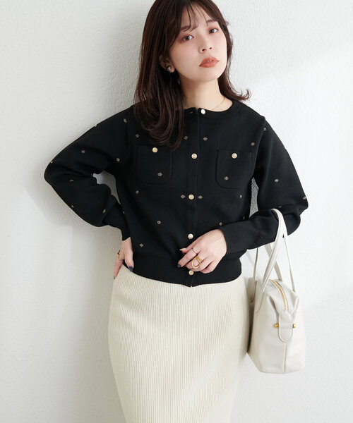 natural couture(ナチュラルクチュール)の「ポリニットドット金釦ポケ付きカーディガン(カーディガン/ボレロ・レディース・アイボリー/カーキ/ブラック/ブルー・FREE)」の12枚目の写真