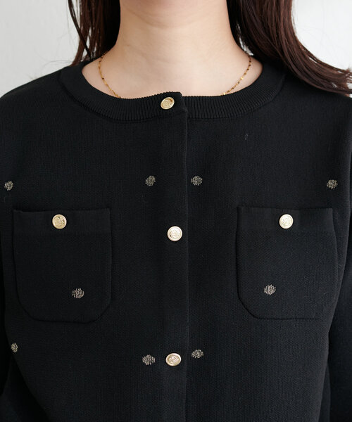 natural couture(ナチュラルクチュール)の「ポリニットドット金釦ポケ付きカーディガン(カーディガン/ボレロ・レディース・アイボリー/カーキ/ブラック/ブルー・FREE)」の20枚目の写真