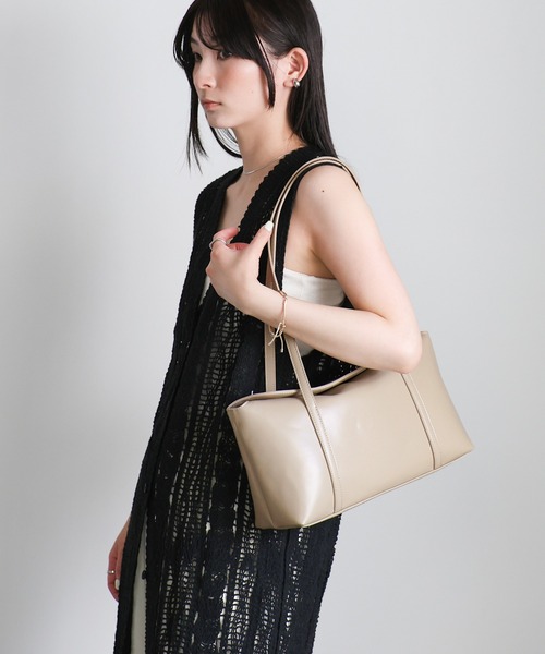 select MOCA（セレクトモカ）の「スクエアマグネットフラップバッグ（ショルダーバッグ・レディース・ベージュ/ブラック・FREE）」の12枚目の写真