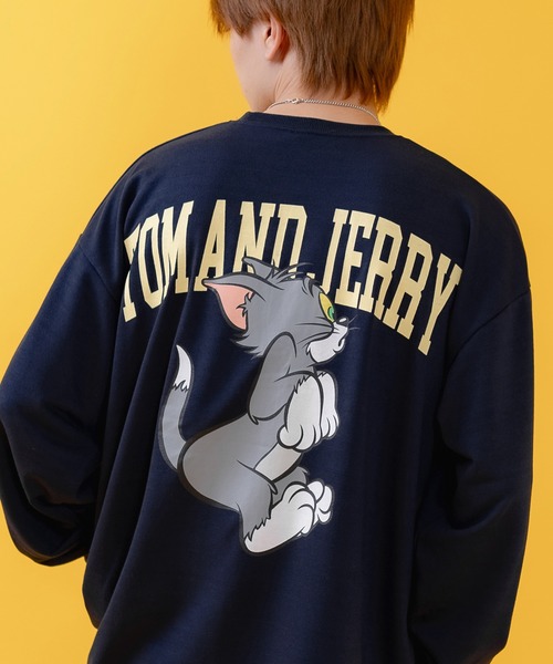 improves（インプローブス）の「【TOM&JERRY】 ライトスウェット プリント トレーナー（スウェット・メンズ・ネイビー系/グリーン系2/グレー/ホワイト系1/ホワイト系/ホワイト/ライトグレー/ベージュ系1/ベージュ系/グレー系2/ライトグレー系2/ブラック系1/ブラック系/グリーン/ネイビー系2/ネイビー系1・X-LARGE/LARGE/MEDIUM）」の16枚目の写真
