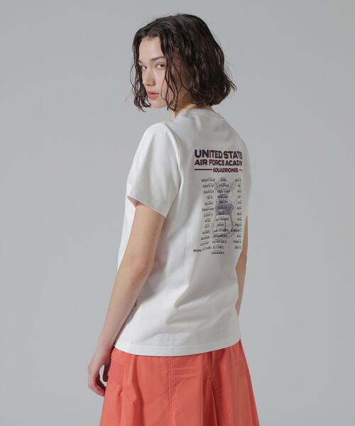 AVIREX(アヴィレックス)の「《直営店限定》USAFA SQUADRONS EMB T-SHIRT/USAFAスコードロン刺繍Tシャツ(Tシャツ/カットソー・レディース・ホワイト/オレンジ/チャコールグレー・F)」の7枚目の写真