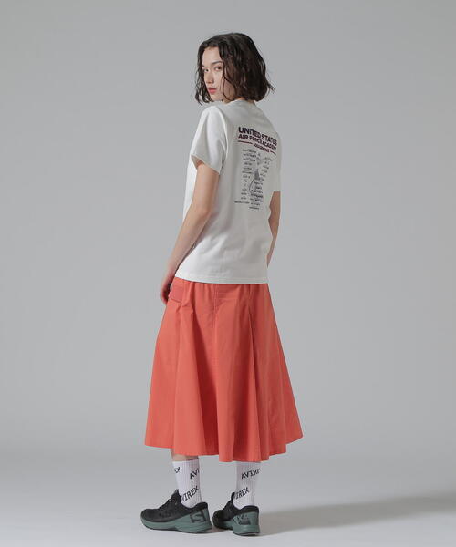 AVIREX(アヴィレックス)の「《直営店限定》USAFA SQUADRONS EMB T-SHIRT/USAFAスコードロン刺繍Tシャツ(Tシャツ/カットソー・レディース・ホワイト/オレンジ/チャコールグレー・F)」の10枚目の写真