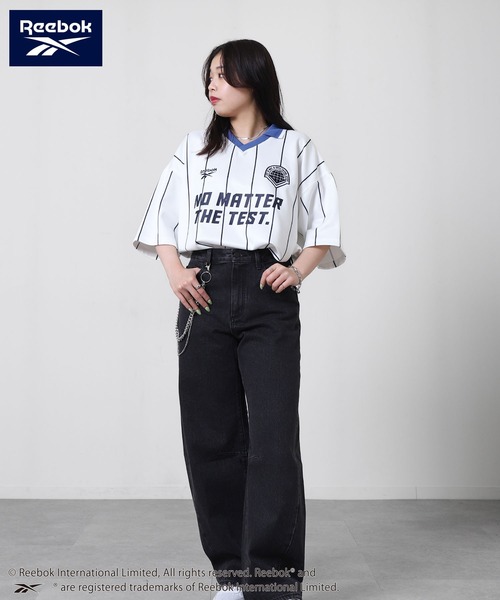 Reebok(リーボック)の「【REEBOK】 ユニフォームデザイン サッカー Tシャツ / 半袖 / ロゴ / ワッペン刺繍(Tシャツ/カットソー・メンズ・ホワイト/ブラック/サックスブルー/チャコール・LARGE/X-LARGE/MEDIUM)」の15枚目の写真