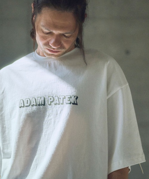 ADAM PATEK(アダムパテック)の「mt9515-shadow logo short sleeve T Tシャツ(Tシャツ/カットソー・メンズ・ブラック/ホワイト/オレンジ・2/1)」の1枚目の写真