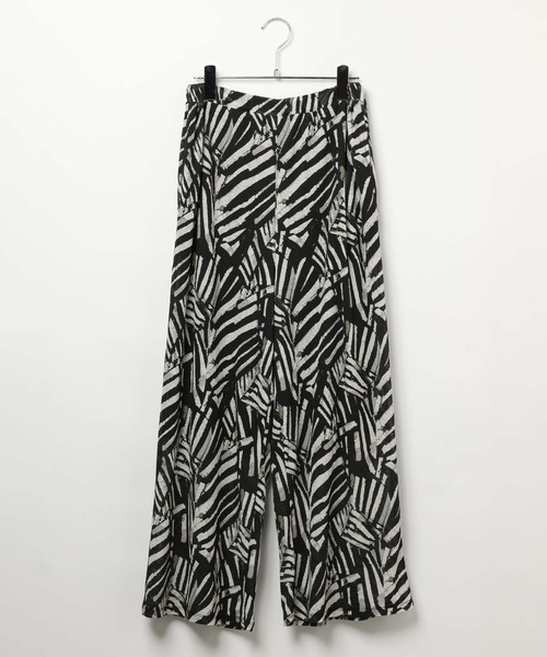 LEPSIM(レプシィム)の「楊柳柄イージーパンツ 290321(その他パンツ・レディース・ブラック/オフホワイト/グリーン/ブラウン/ホワイト系その他/マルチ/ブラウン系その他/グレー系その他/ブラック系その他/バーガンディー/ネイビー/ブルー系その他・FREE)」の5枚目の写真