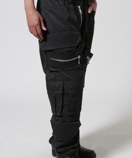 ROYAL FLASH(ロイヤルフラッシュ)の「A.F ARTEFACT/エーエフ・アーティファクト/ Nylon Cargo Sarouel Easy Pants/ ag-11022-2(カーゴパンツ・メンズ・ブラック・2/3)」の9枚目の写真