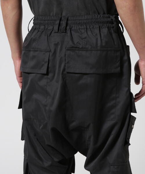 ROYAL FLASH(ロイヤルフラッシュ)の「A.F ARTEFACT/エーエフ・アーティファクト/ Nylon Cargo Sarouel Easy Pants/ ag-11022-2(カーゴパンツ・メンズ・ブラック・2/3)」の10枚目の写真