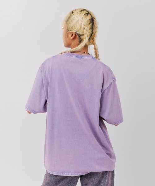 atmos pink(アトモスピンク)の「atmos pink Bleached Finishing T-shirt / アトモス ピンク ブリーチド フィニッシュ ティシャツ(Tシャツ/カットソー・レディース・ブルー/ブラック/ピンク・FREE)」の5枚目の写真