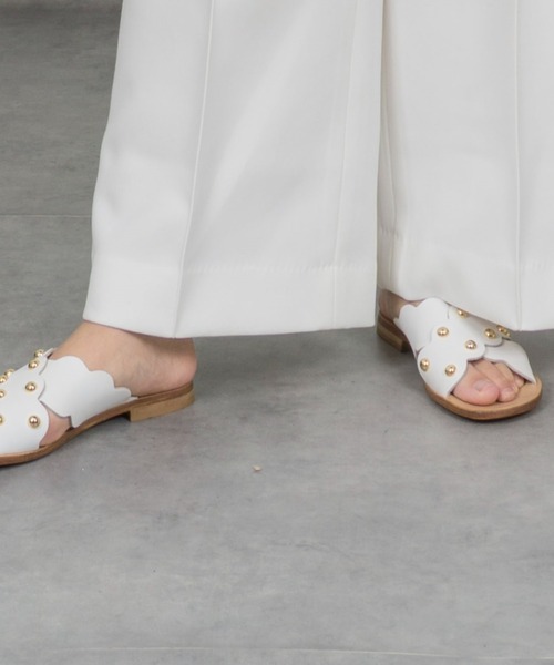 FABIO RUSCONI（ファビオルスコーニ）の「【FABIO RUSCONI/ファビオルスコーニ】スタッズ クロスベルト フラット　サンダル（サンダル・レディース・ホワイト/ブラック・39/36/37/38）」の11枚目の写真
