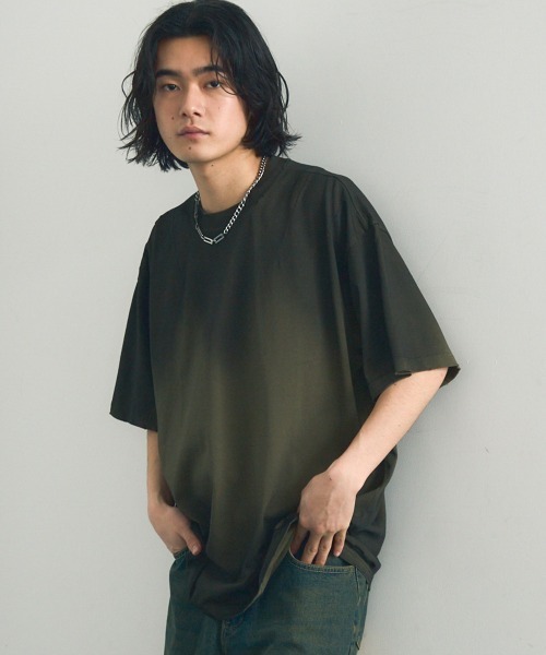 Shoowtime(ショウタイム)の「Distressed big silhouette overdyed short sleeve T-shirt / ダメージ加工ビッグシルエットオーバーダイ半袖Tシャツ(Tシャツ/カットソー・メンズ・ブラウン系/グレー系/カーキ系/ベージュ系・X-LARGE/MEDIUM/LARGE)」の4枚目の写真