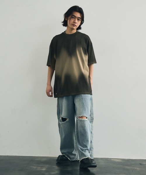 Shoowtime(ショウタイム)の「Distressed big silhouette overdyed short sleeve T-shirt / ダメージ加工ビッグシルエットオーバーダイ半袖Tシャツ(Tシャツ/カットソー・メンズ・ブラウン系/グレー系/カーキ系/ベージュ系・X-LARGE/MEDIUM/LARGE)」の16枚目の写真