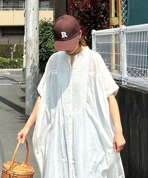 CORNERS（コーナーズ）の「Rロゴ刺繍キャップ【KR select】（キャップ・レディース・ブルー/ブラック/ブラウン/ベージュ・FREE）」の3枚目の写真