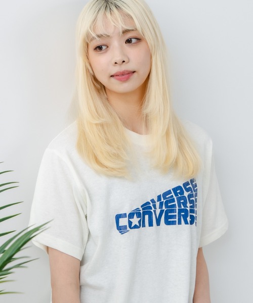 CONVERSE(コンバース)の「【CONVERSE/コンバース】ネップスラブ アーカイブロゴ Tシャツ(Tシャツ/カットソー・レディース・オフホワイト/ブルー・MEDIUM)」の1枚目の写真