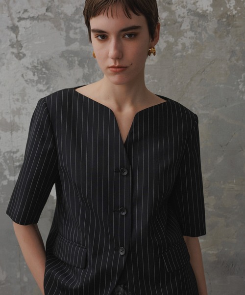 ADAM ET ROPE'（アダムエロペ）｜レディースのノーカラー