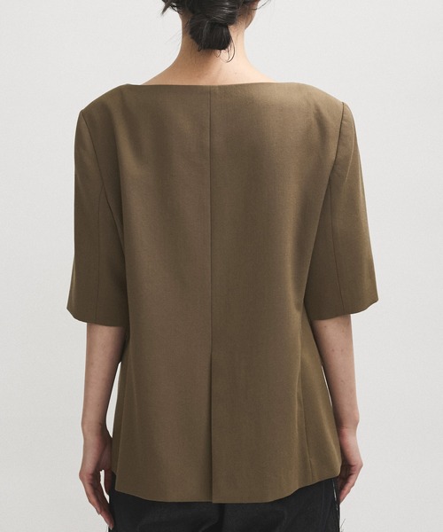 ADAM ET ROPE'(アダムエロペ)の「【EMOELLE】スリットネックハーフスリーブジャケット(ノーカラージャケット・レディース・ブラック系その他2/オリーブ・FREE)」の20枚目の写真