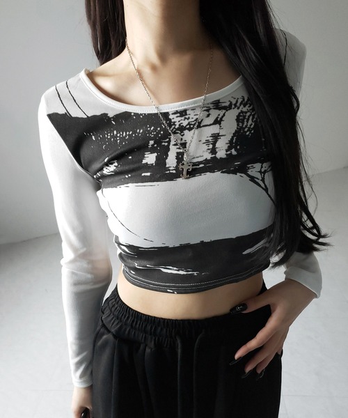 me+em select(ミームセレクト)の「【 2color 】ヴィンテージプリントショートリブTシャツ / vintage print short lib t-shirt(Tシャツ/カットソー・レディース・ブラック/ホワイト・FREE)」の6枚目の写真
