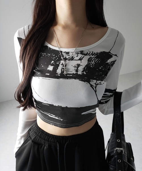 me+em select(ミームセレクト)の「【 2color 】ヴィンテージプリントショートリブTシャツ / vintage print short lib t-shirt(Tシャツ/カットソー・レディース・ブラック/ホワイト・FREE)」の7枚目の写真