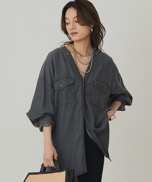 p*a様 loungedress デニムシャツ　試着のみ LOUNGEDRESS（ラウンジドレス）の「デニムシャツ（シャツ