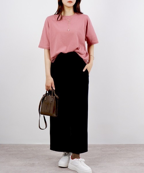 CLOTHY（クロシィ）の「【風が通り抜けるゆったりシルエット♪】ドルマンTシャツ（Tシャツ/カットソー・レディース・ブラック/オフホワイト/ピンク/ブラウン・LARGE/MEDIUM）」の19枚目の写真